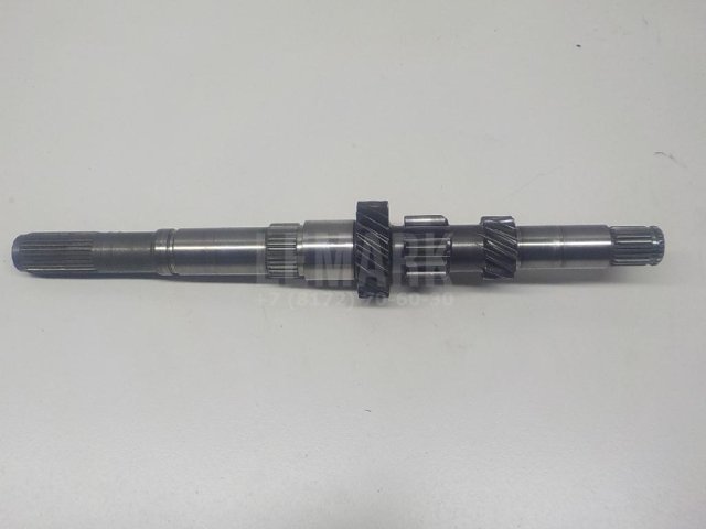 Вал КПП первичный