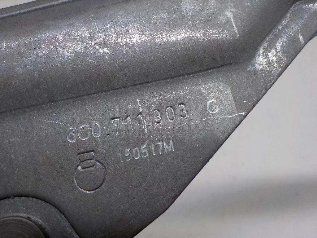 Рычаг стояночного тормоза