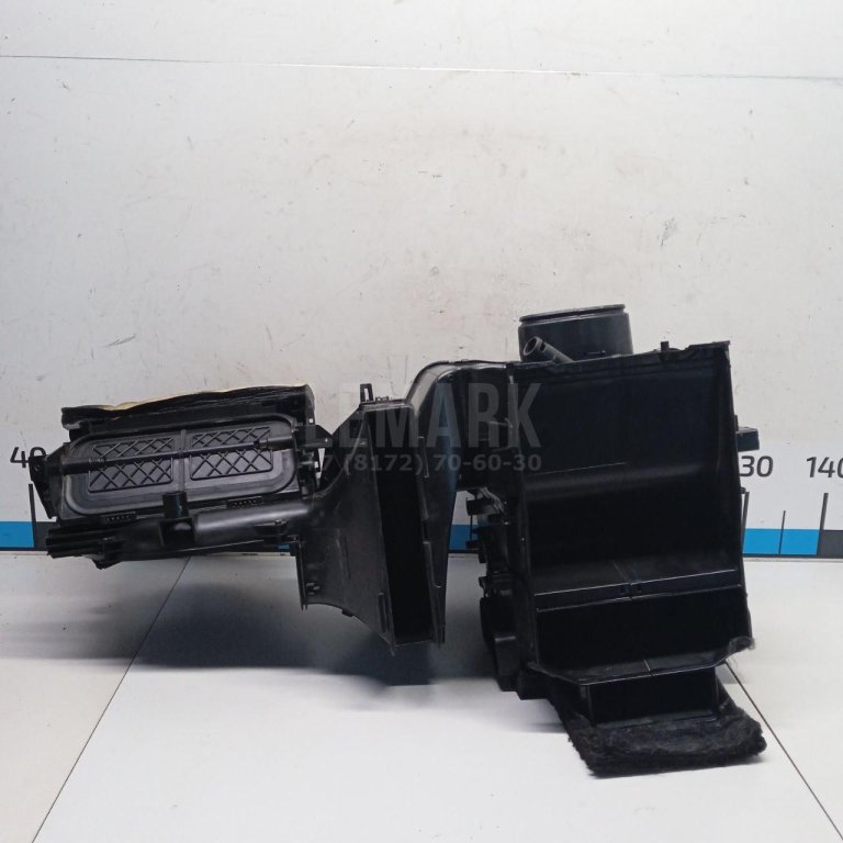 Корпус отопителя для  Audi A4 [B9] 2015