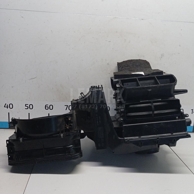 Корпус отопителя для  Audi A4 [B9] 2015