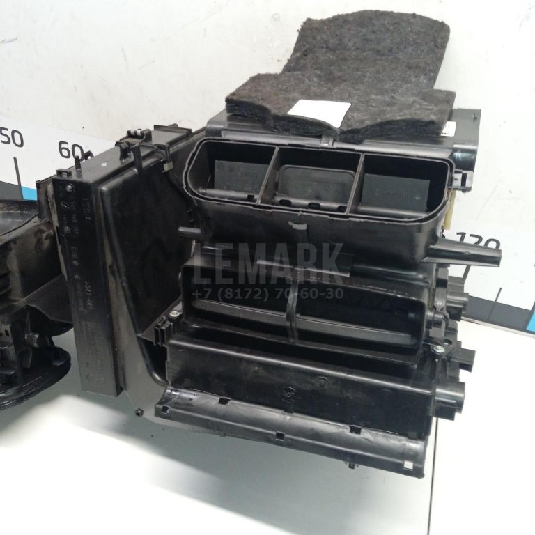 Корпус отопителя для  Audi A4 [B9] 2015