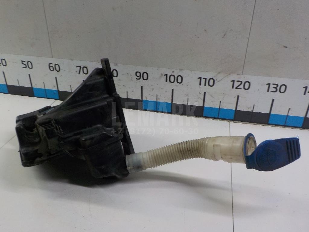 Бачок омывателя лобового стекла