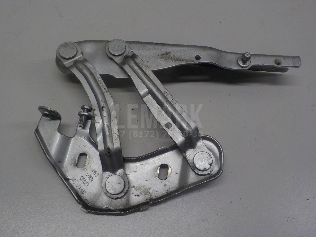 Петля капота правая