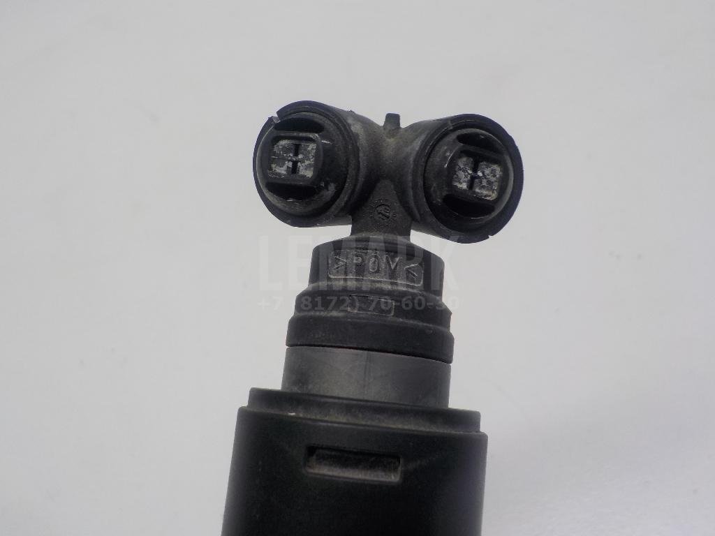 Форсунка омывателя фары