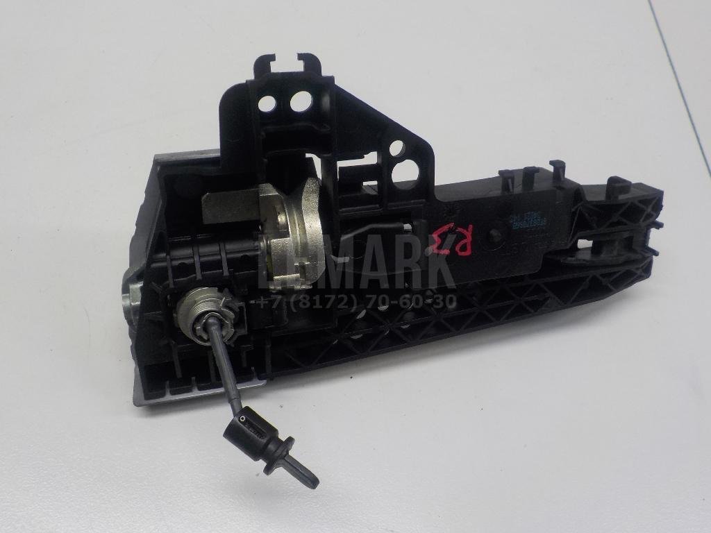 Ручка двери передней наружная правая