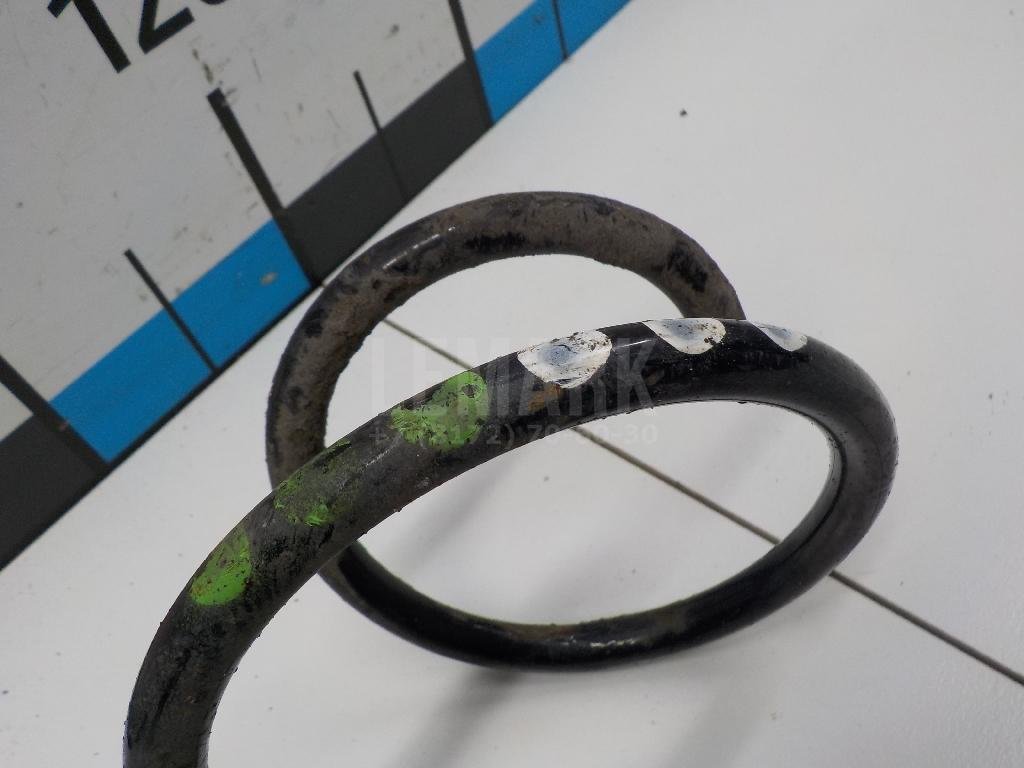 Пружина передняя