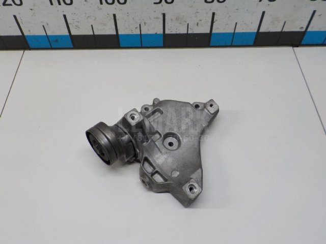 Кронштейн генератора