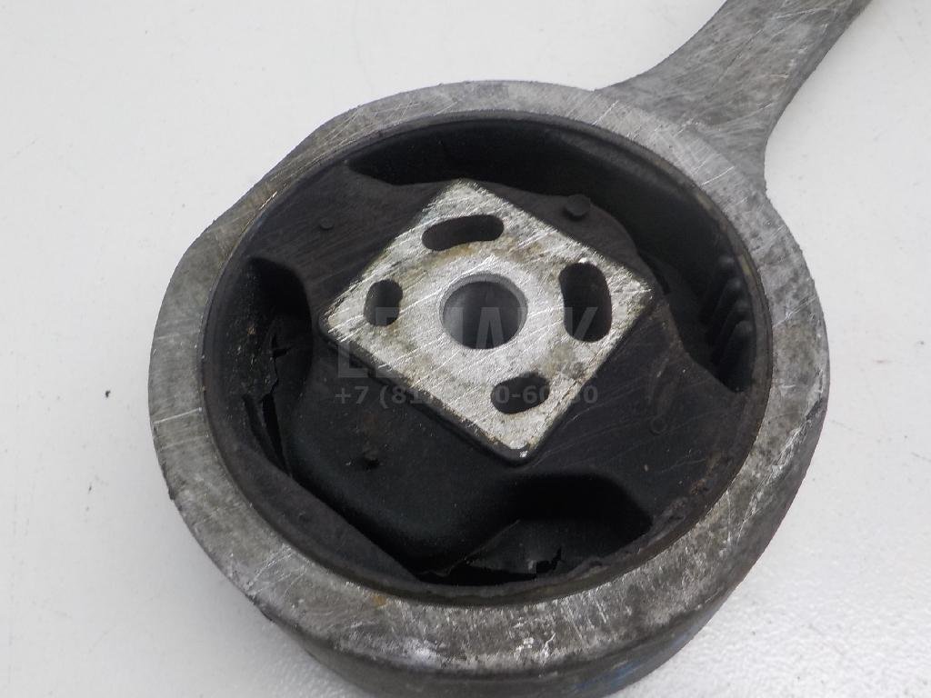 Опора двигателя задняя