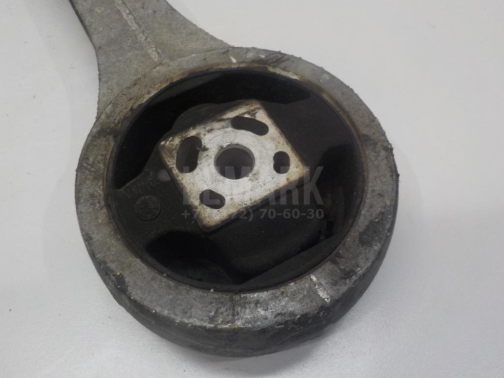 Опора двигателя задняя