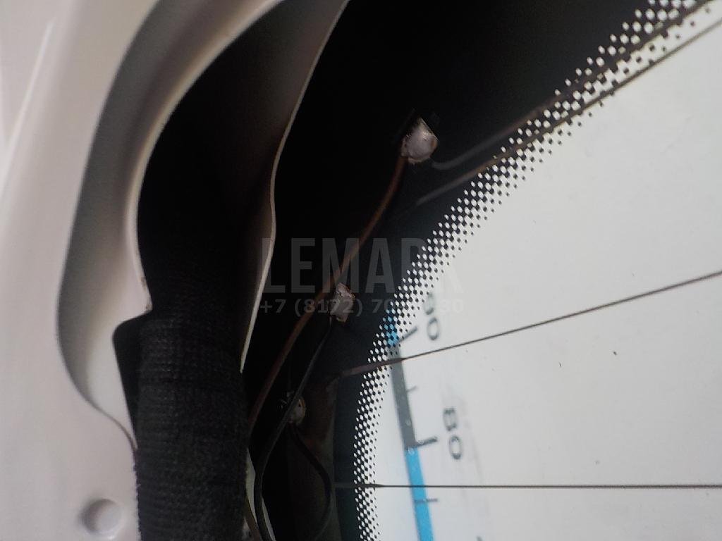 Дверь багажника со стеклом