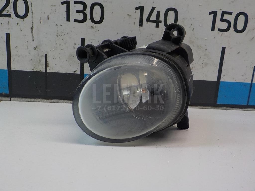 Фара противотуманная правая