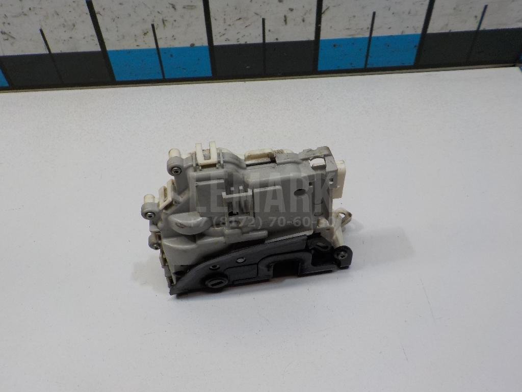 Замок двери задней левой