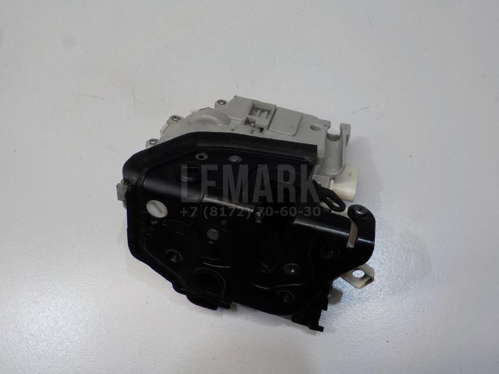 Замок двери задней левой