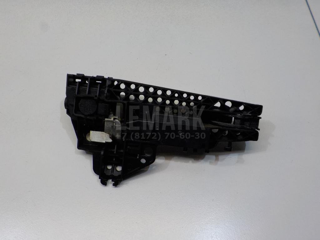 Ручка двери задней наружная левая