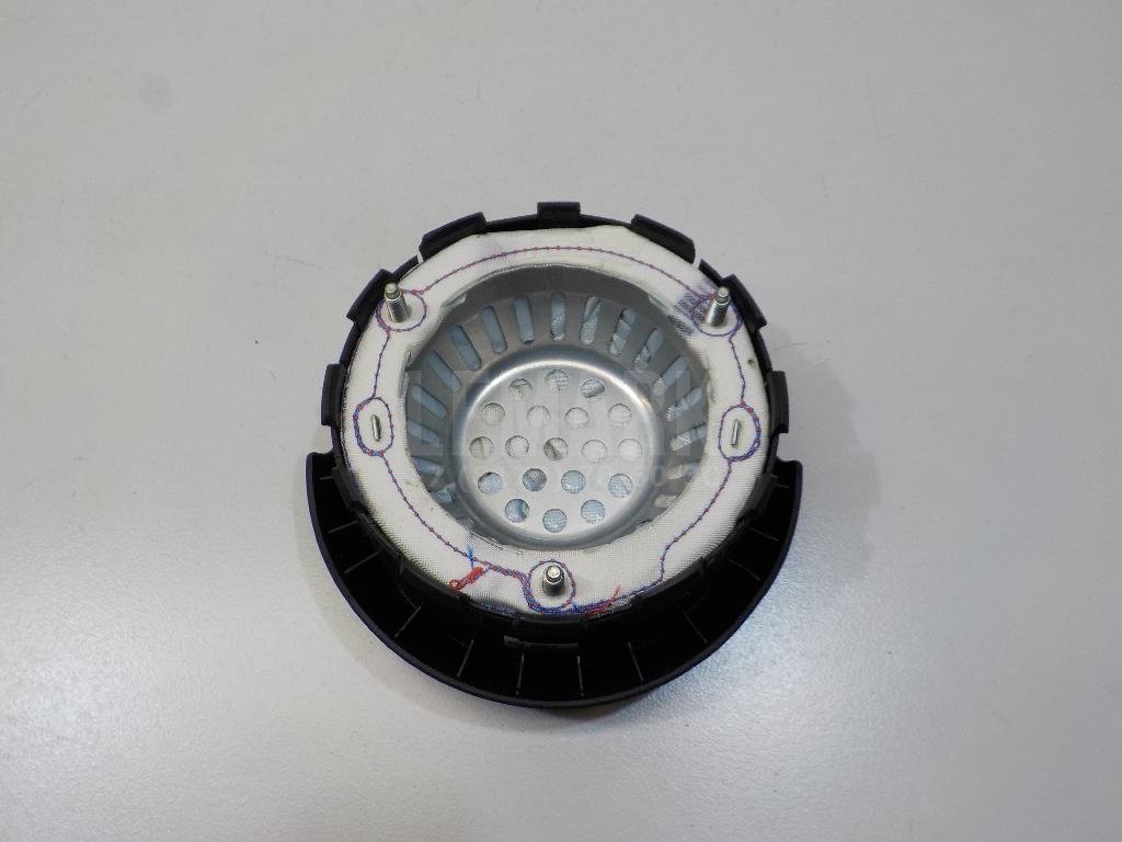 Крышка подушки безопасности (в рулевое колесо)