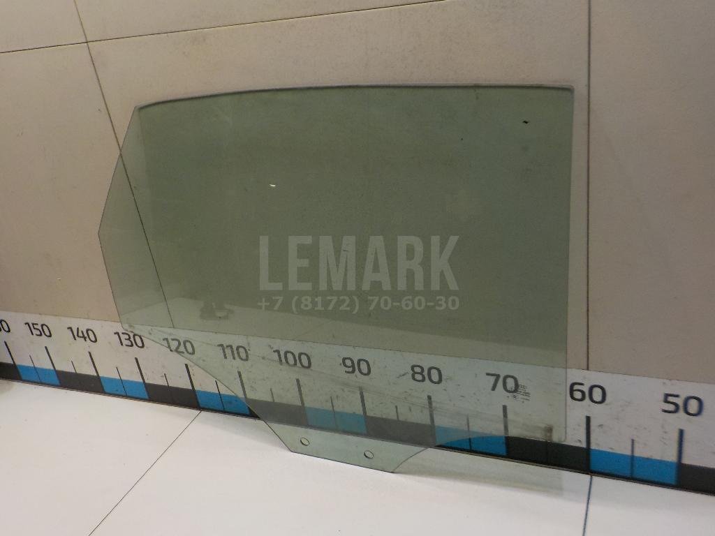 Стекло двери задней правой
