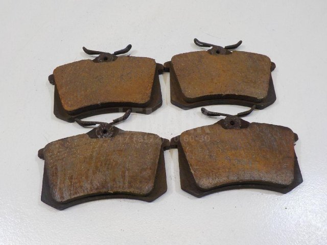 Колодки тормозные задние дисковые к-кт