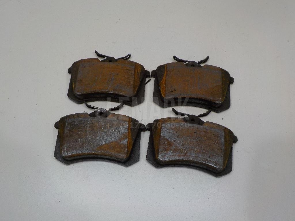 Колодки тормозные задние дисковые к-кт