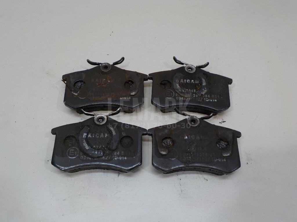Колодки тормозные задние дисковые к-кт