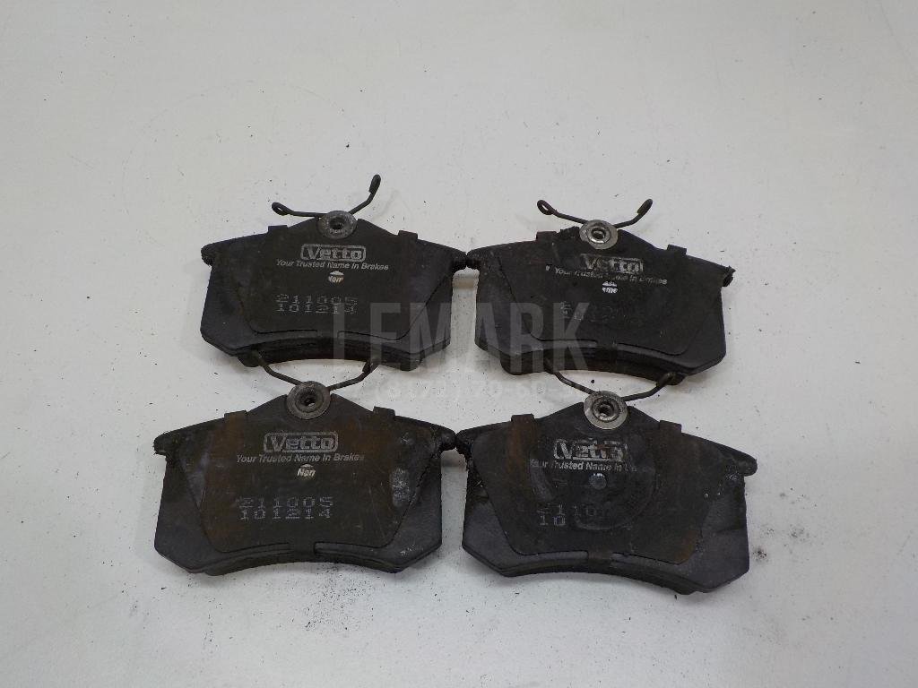 Колодки тормозные задние дисковые к-кт