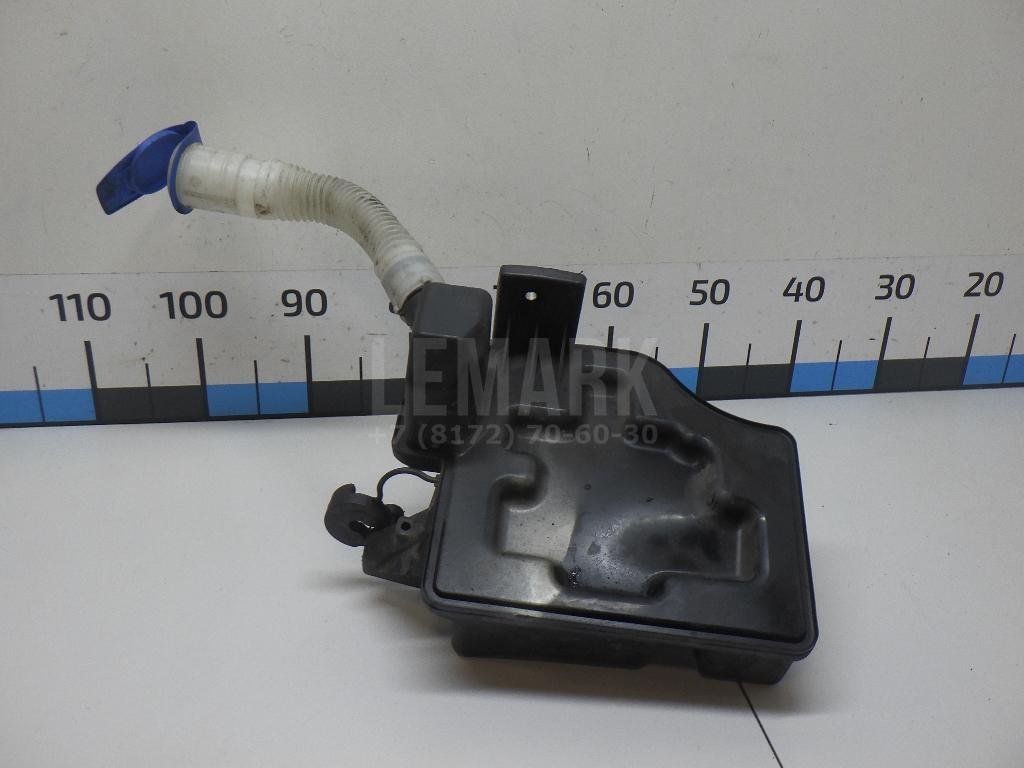 Бачок омывателя лобового стекла