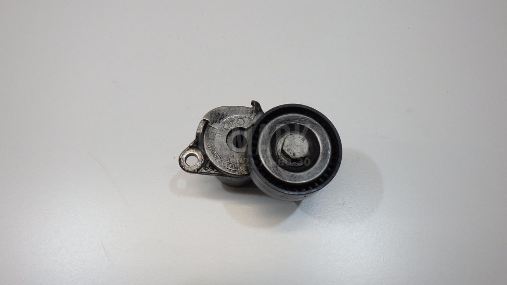 Натяжитель ремня