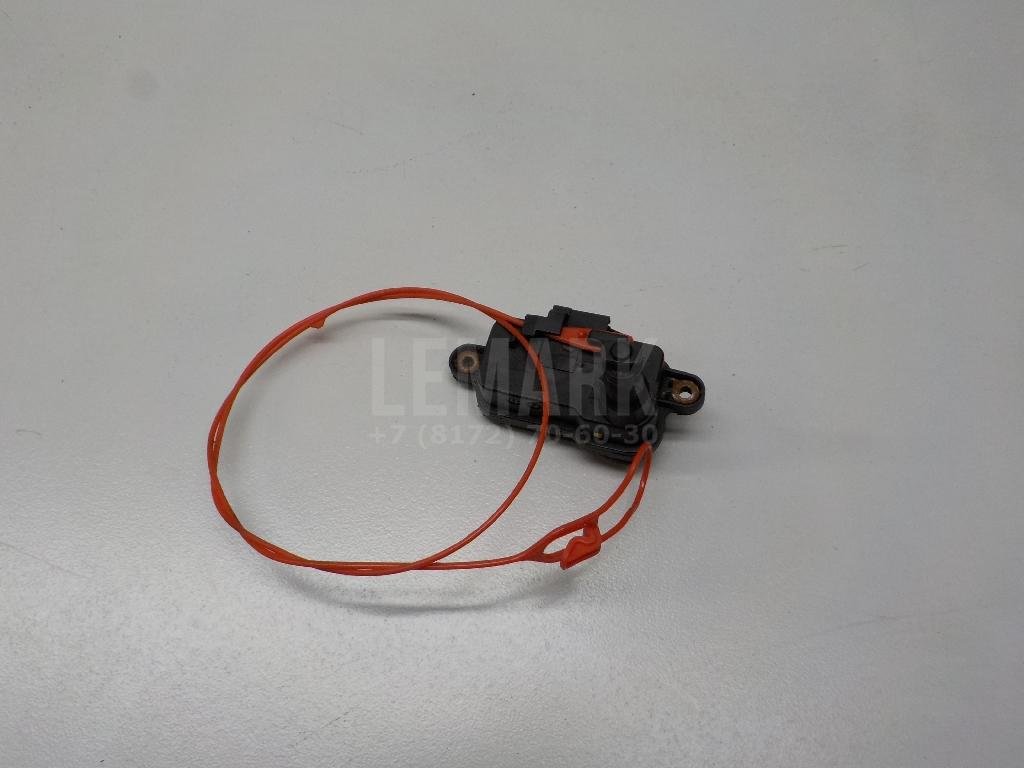 Активатор замка крышки бензобака