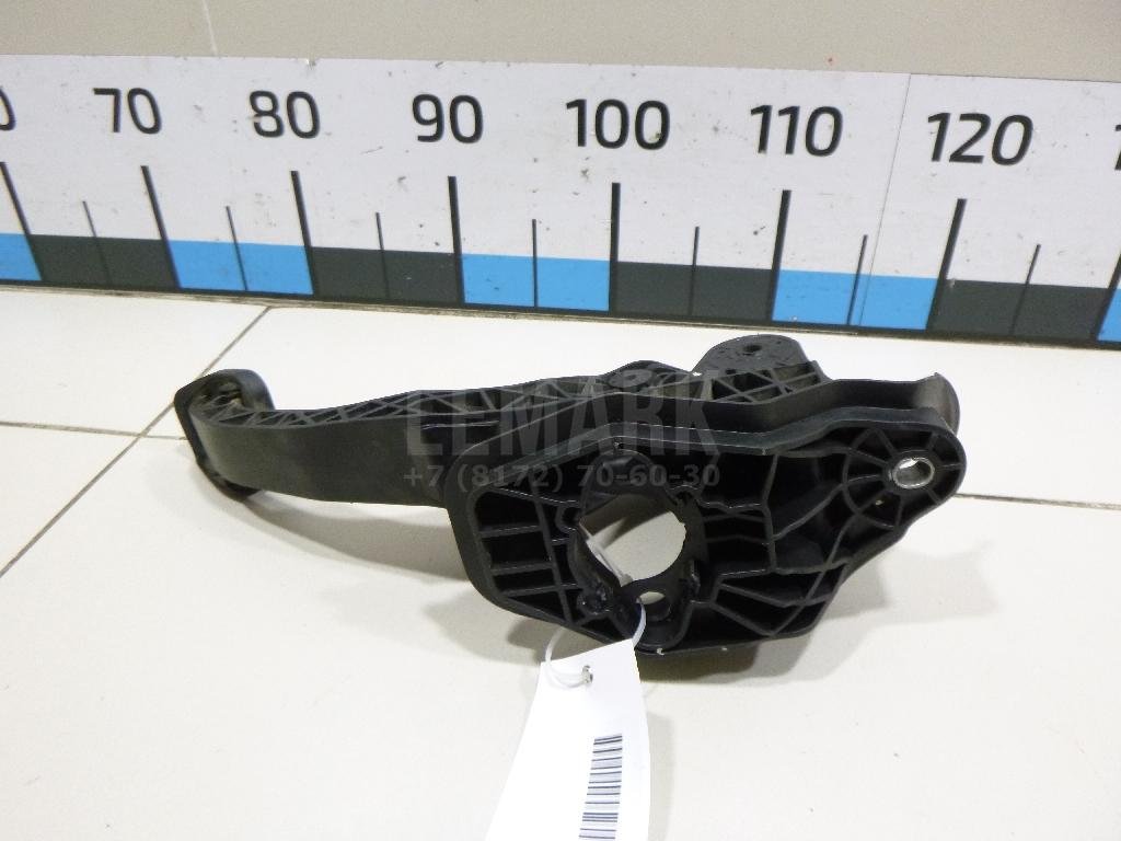 Педаль сцепления