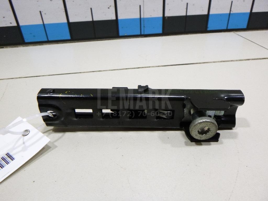 Механизм регулировки ремня безопасности