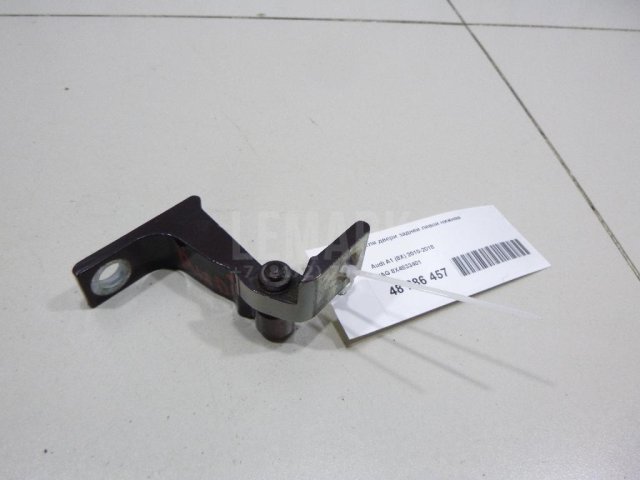 Петля двери задней левой нижняя