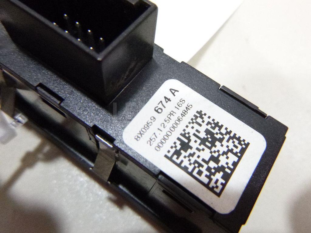 Кнопка обогрева сидений