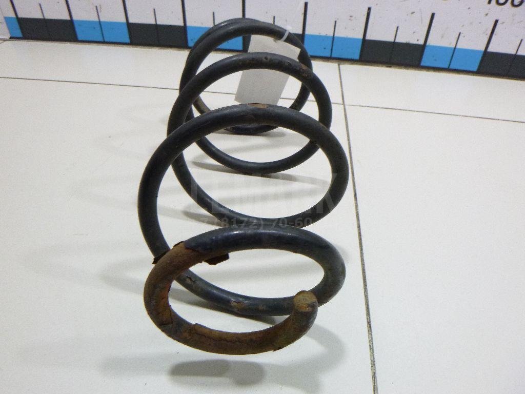 Пружина передняя