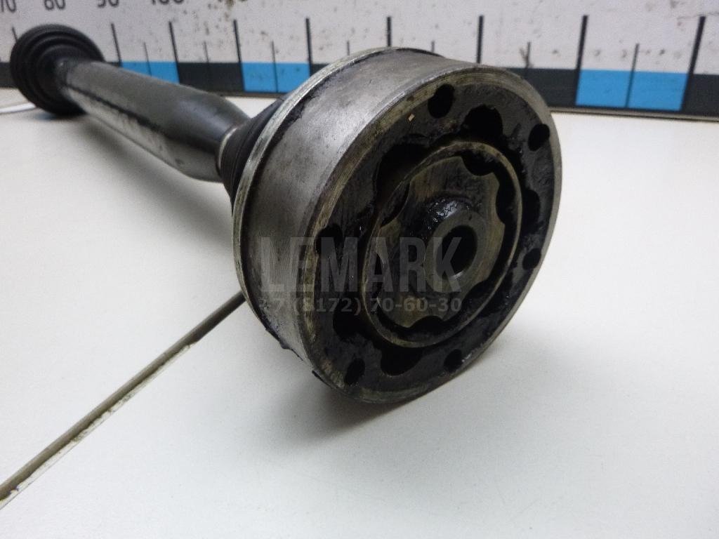 Полуось передняя правая