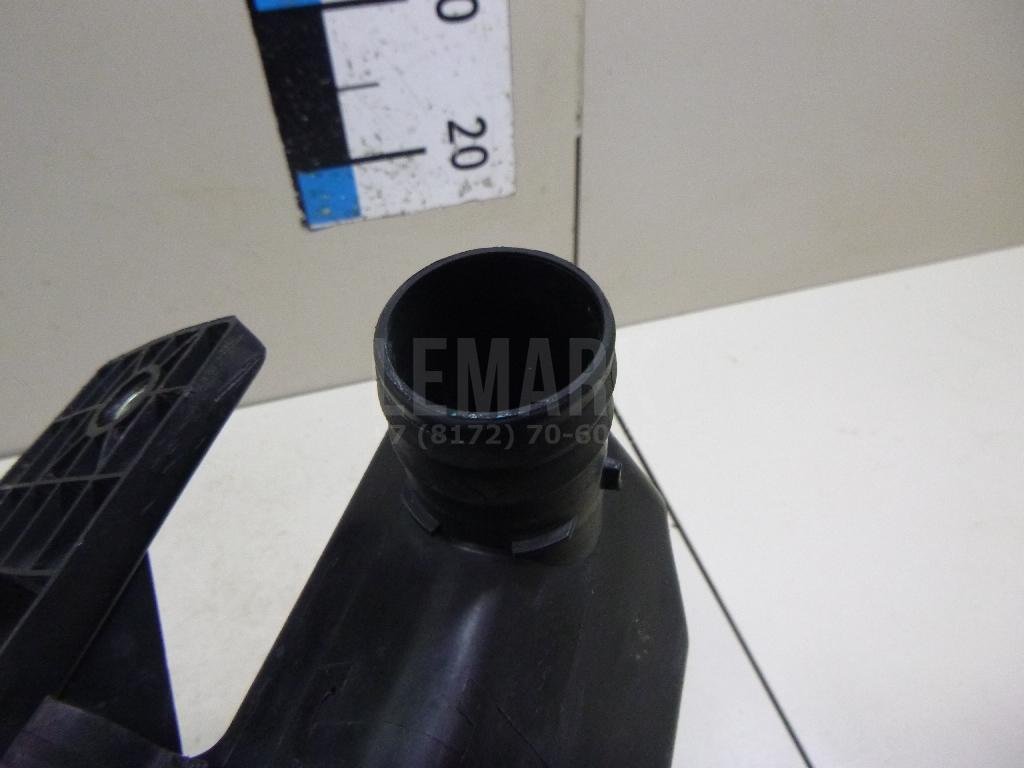 Бачок омывателя лобового стекла