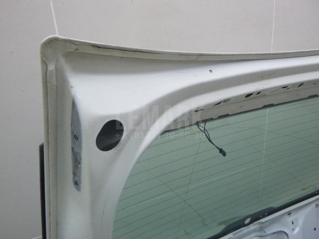 Дверь багажника со стеклом