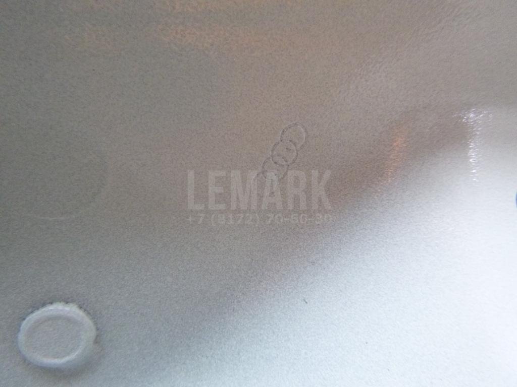 Дверь багажника со стеклом