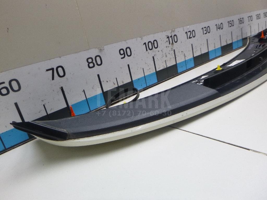 Спойлер (дефлектор) багажника