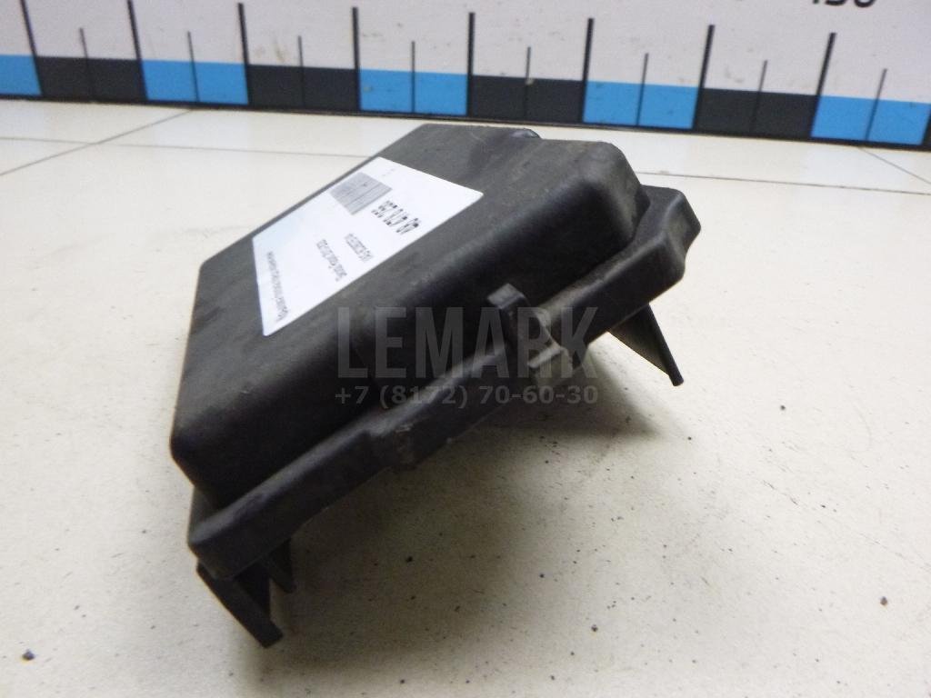 Крышка блока предохранителей