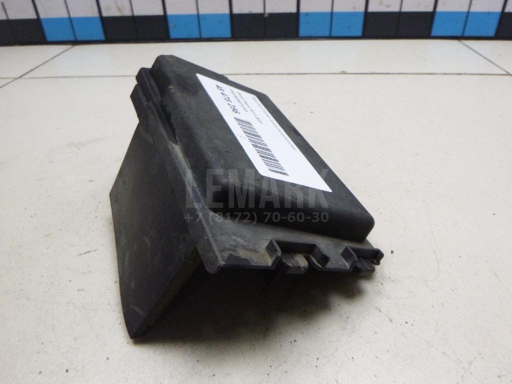 Крышка блока предохранителей