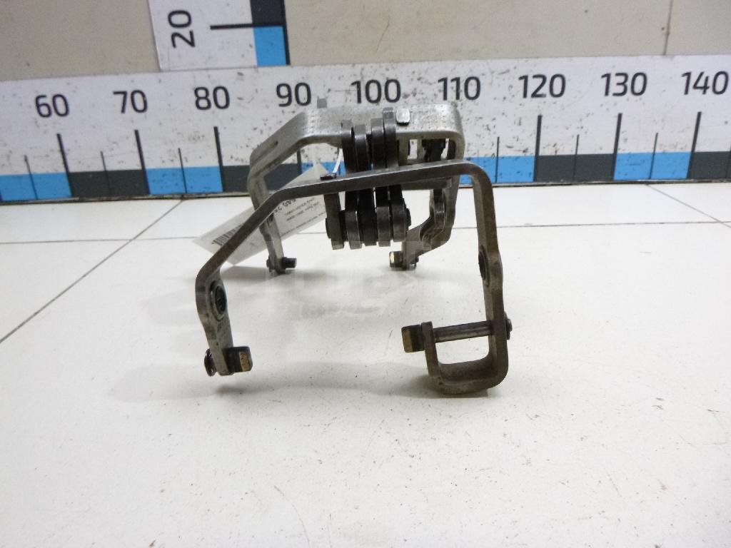 Вилка включения передачи