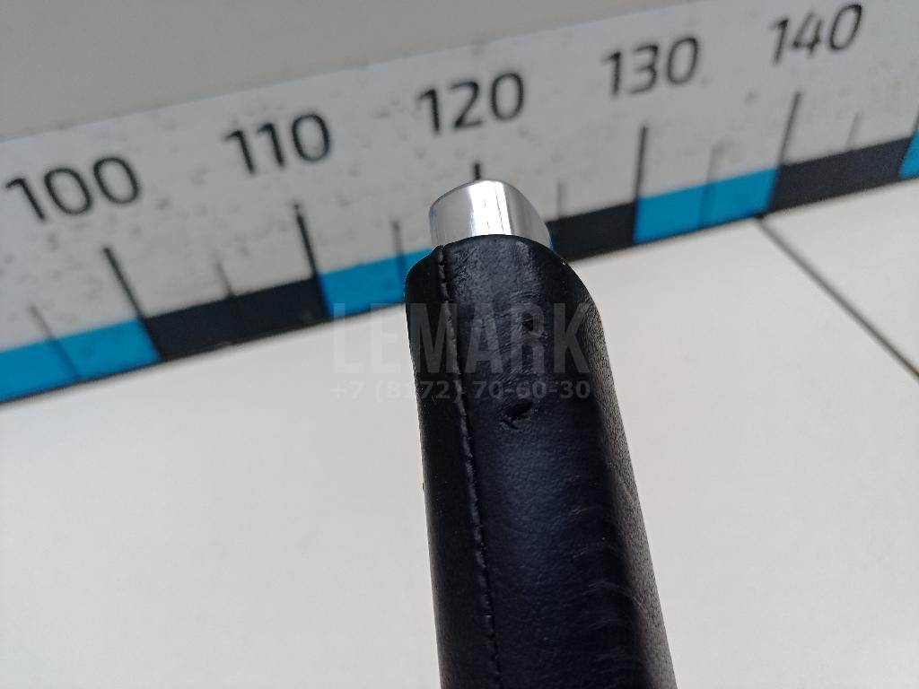 Рычаг стояночного тормоза