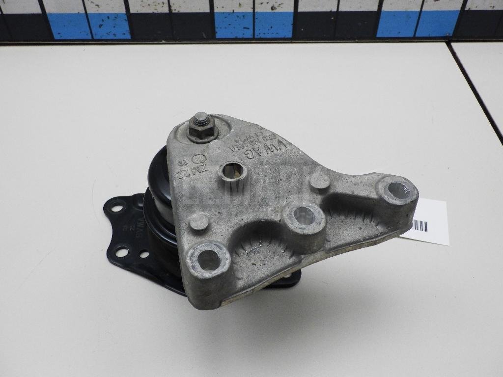 Опора двигателя правая