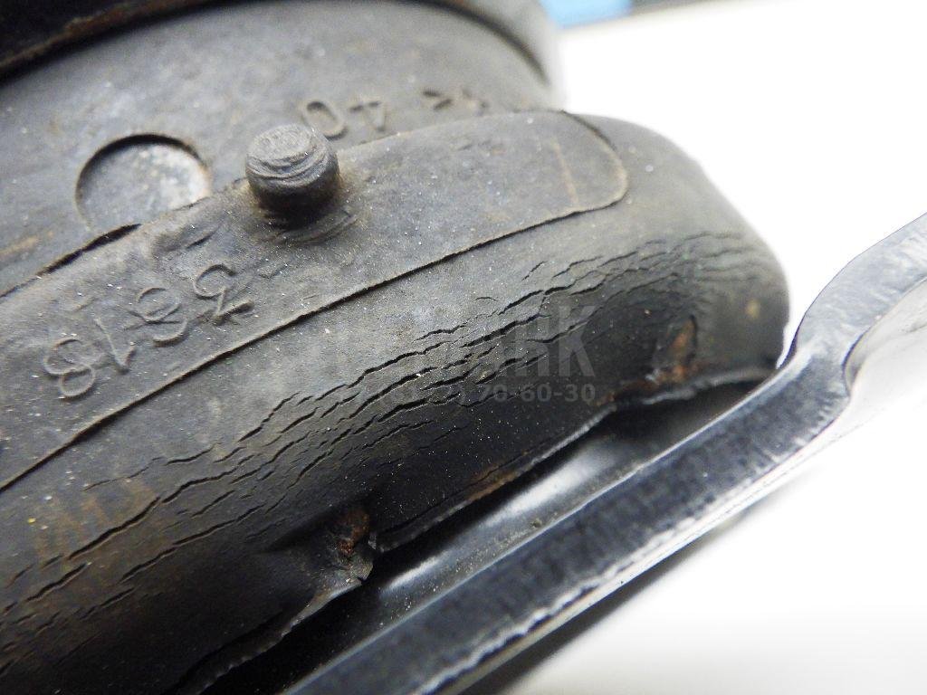 Опора двигателя правая