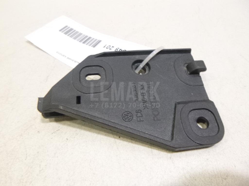 Кронштейн ручки открывания капота