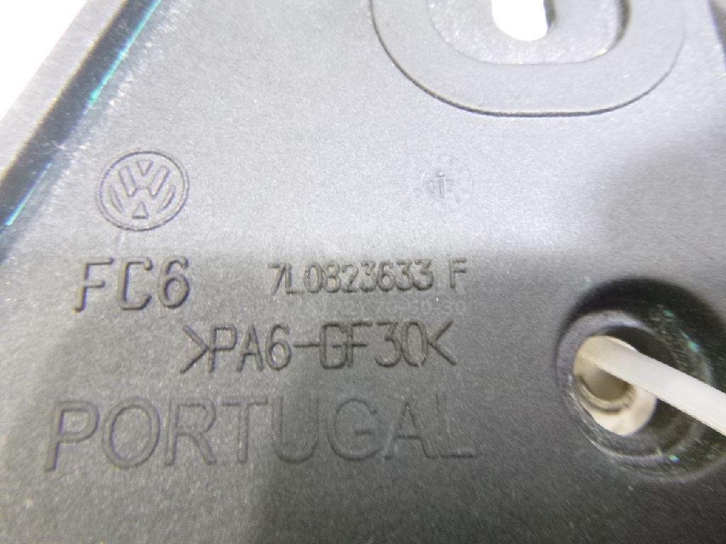 Кронштейн ручки открывания капота