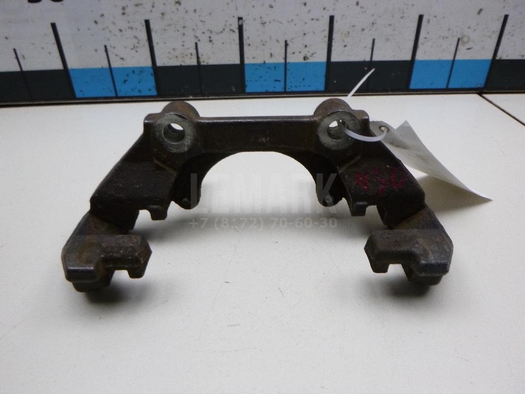 Скоба суппорта переднего