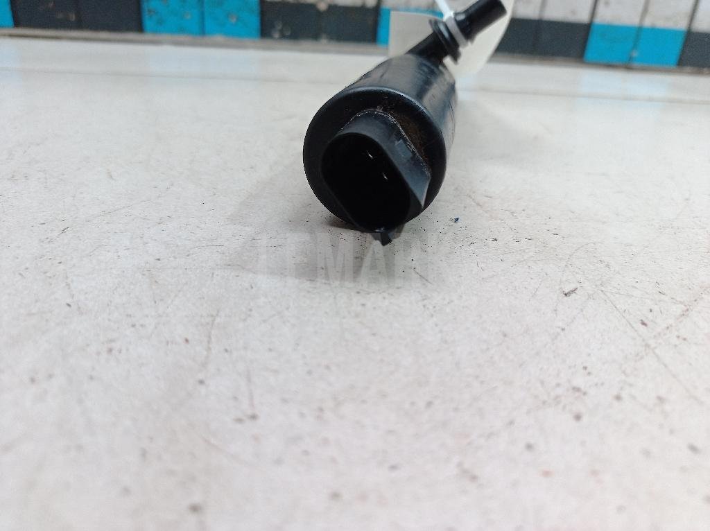 Насос омывателя фар