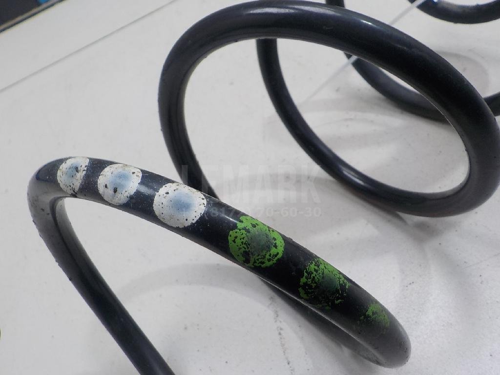 Пружина передняя