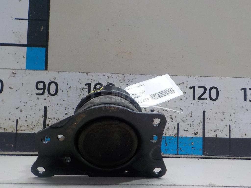 Опора двигателя правая