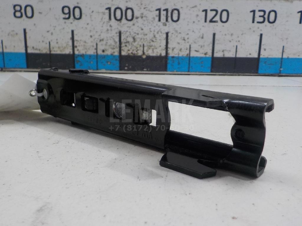 Механизм регулировки ремня безопасности